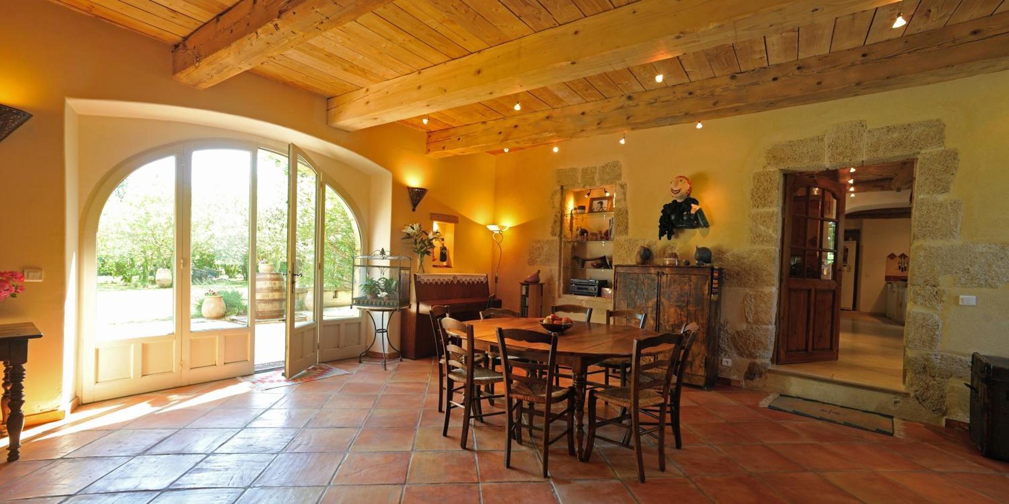 Chambres D'Hotes Domaine Des Machottes Grans 외부 사진