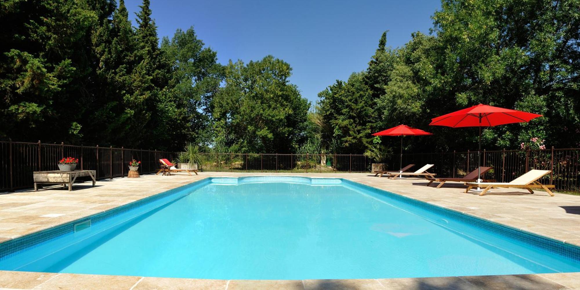 Chambres D'Hotes Domaine Des Machottes Grans 외부 사진